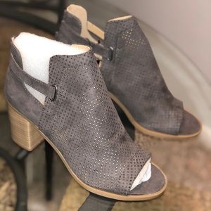 Express Sandal Booties Size : 10